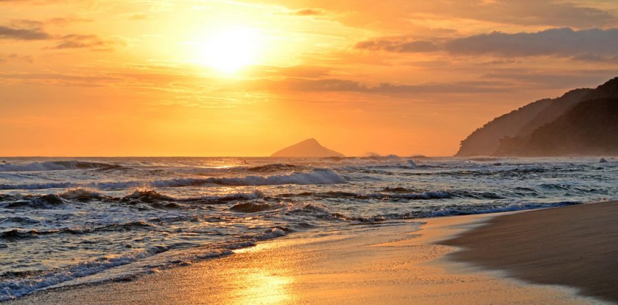 Evadne, Sunny Nor Cal Wrestler With A Bright Restaurant View