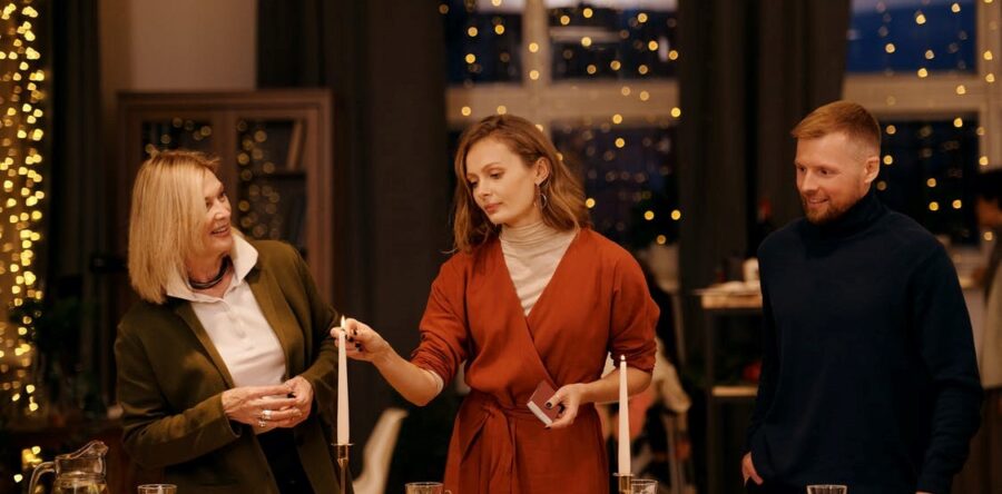 Tablescaping For The Holidays, Your Creativity Shines